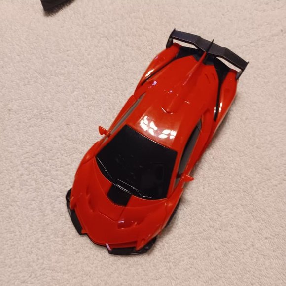 New Remote Control Car Transforms Into a Robot - 360° Rotating Drifting - Picture 2 of 2